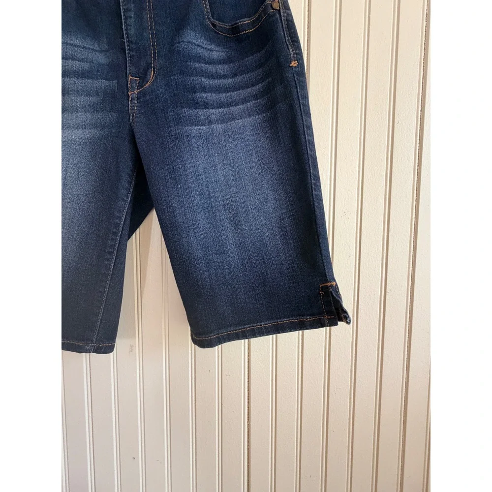 1822 Denim Dark Wash Bermuda Shorts Women's Size 6 Stretch Casual‎ Everyday